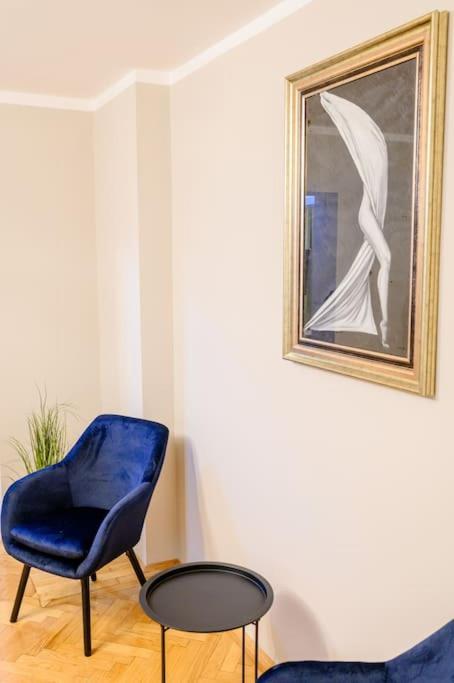 Smiling Heaven Apartment Bucharest Exterior photo