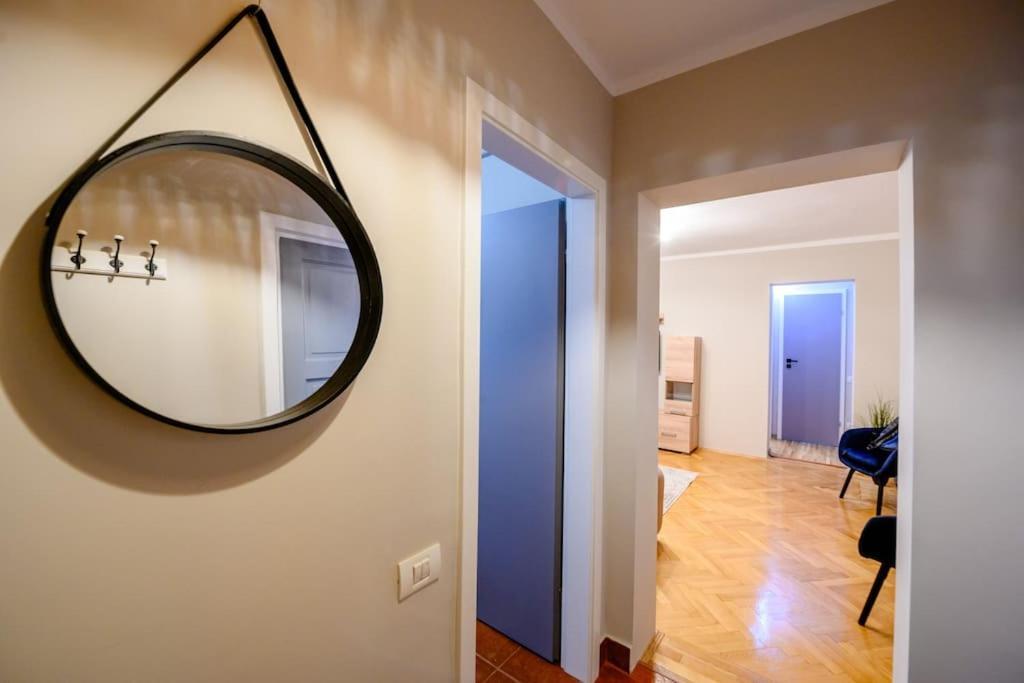 Smiling Heaven Apartment Bucharest Exterior photo